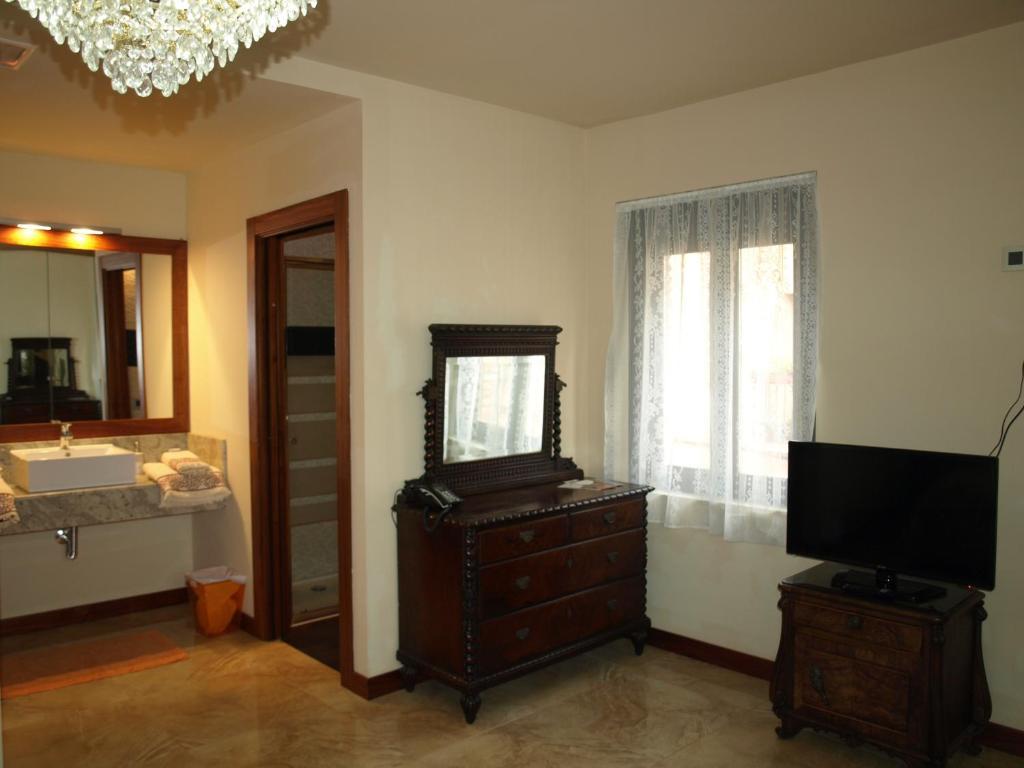 Hotel Rural Las Aguedas Ventosa  エクステリア 写真