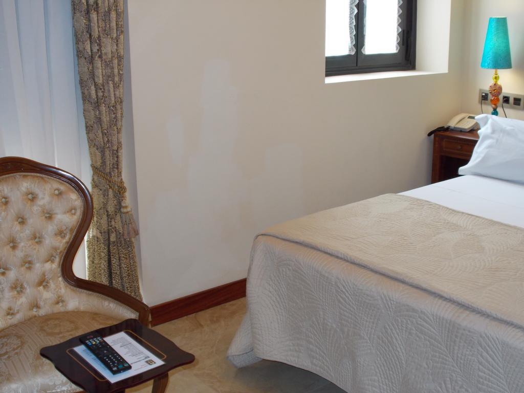 Hotel Rural Las Aguedas Ventosa  エクステリア 写真