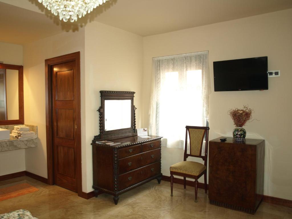 Hotel Rural Las Aguedas Ventosa  エクステリア 写真